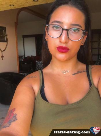 layla21 - date a American, 100% free layla21