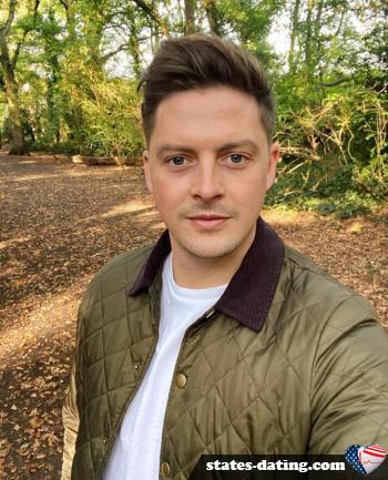 eric12 - date a American, 100% free eric12