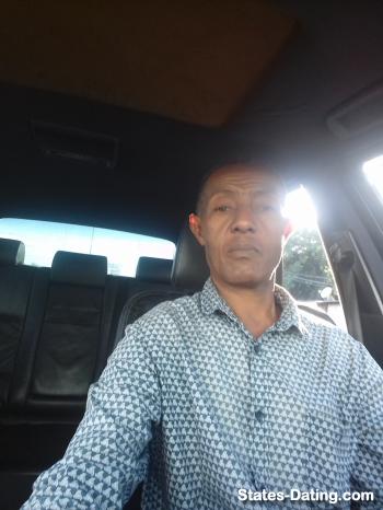 ibou72 - date a American, 100% free ibou72