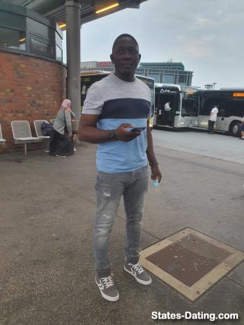 identity - date a American, 100% free identity