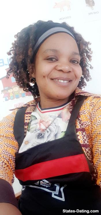 flora27 - date a American, 100% free flora27