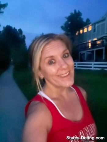 evelyn2022 - date a American, 100% free evelyn2022