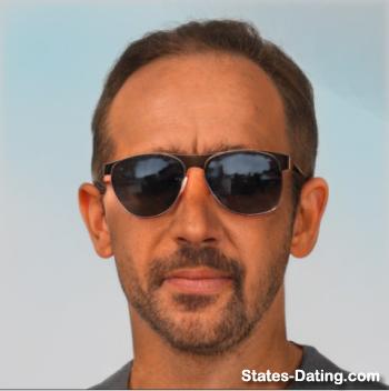 cosmin108 - date a American, 100% free cosmin108