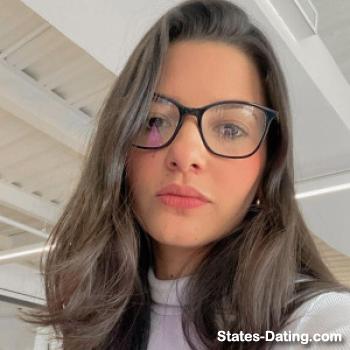 laura12 - date a American, 100% free laura12