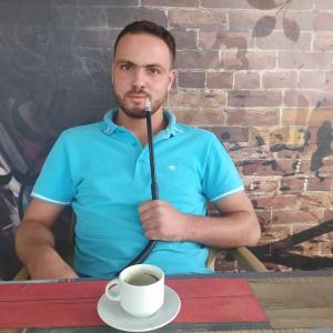 wael95 - date a American, 100% free wael95