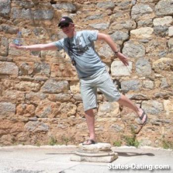 carlos000 - date a American, 100% free carlos000