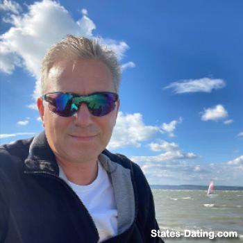 fred9032 - date a American, 100% free fred9032