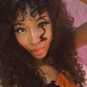 Julianne - date a American, 100% free Julianne