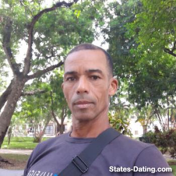 ariel55 - date a American, 100% free ariel55