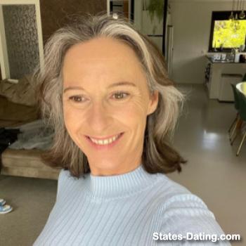 chiara765 - date a American, 100% free chiara765