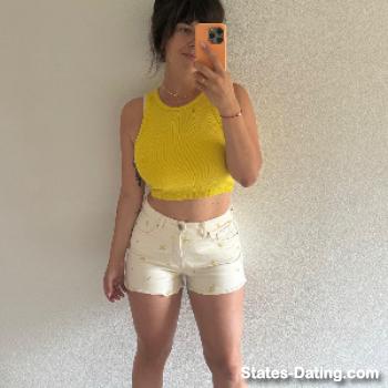 emily023 - date a American, 100% free emily023