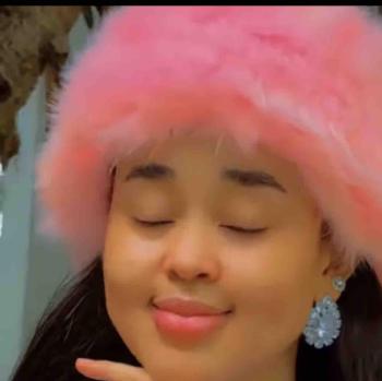 selinagomez - date a American, 100% free selinagomez