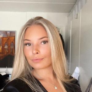 Marie242 - date a American, 100% free Marie242