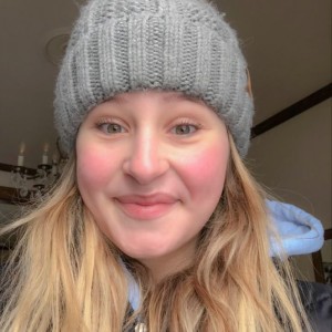 DaniellaNia spoofed photo banned on states-dating.com