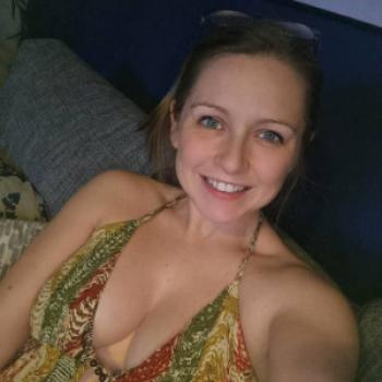 desmondera spoofed photo banned on states-dating.com