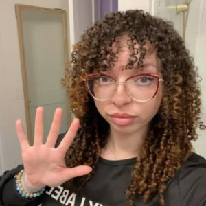 DaniellaSmith spoofed photo banned on states-dating.com